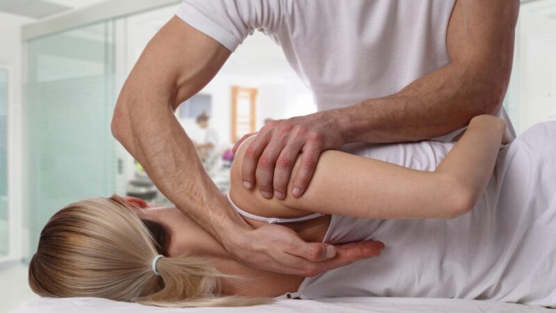 This Is How Often You Should Get a Chiropractic Adjustment