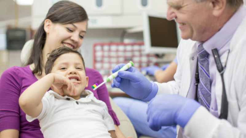 7 Factors to Consider When Choosing Children’s Dentists