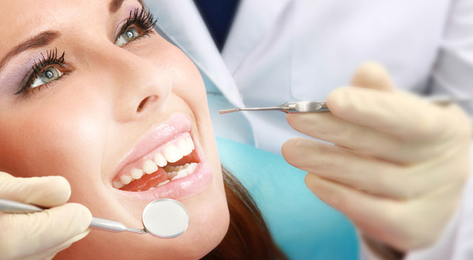 Five Reasons You Need a Cosmetic Dentist